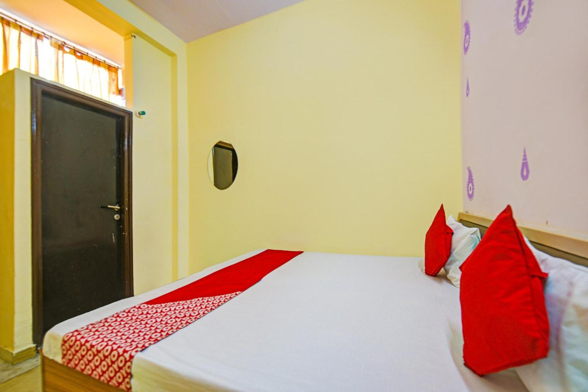 Hotel O Aj Star Hotel Faridábád Kültér fotó